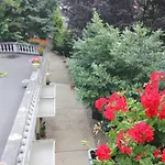 Проживание в семье W.i.p. Welt Im Park Дрезден