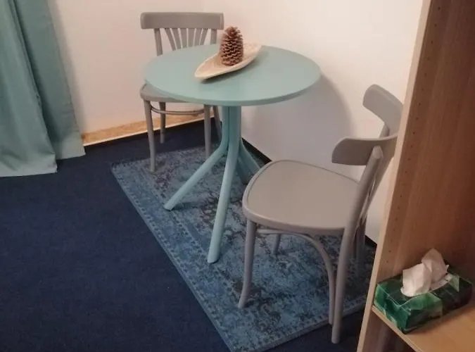 W.i.p. Welt Im Park Homestay